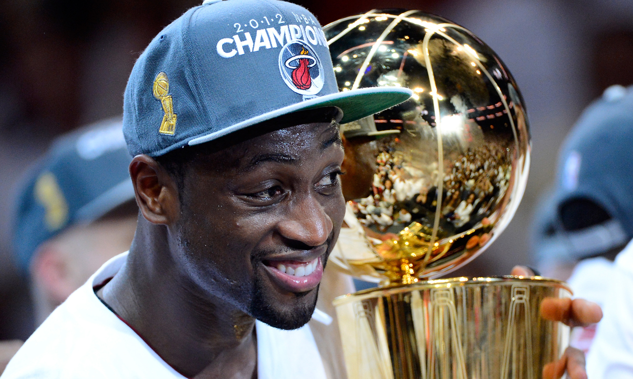 泰州主帅：苏超开赛阶段曾在凌晨接到愤怒球迷打来的质问电话（泰州主帅称苏超初期曾深夜接到愤怒球迷质问来电）