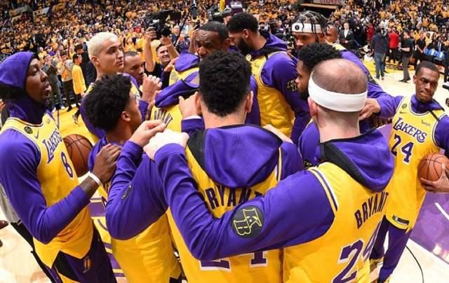 卡萨诺：长远看只有国米和那不勒斯争冠，而米兰会掉链子的（卡萨诺：长远看，冠军之争只在国米与那不勒斯之间，米兰会掉链子）