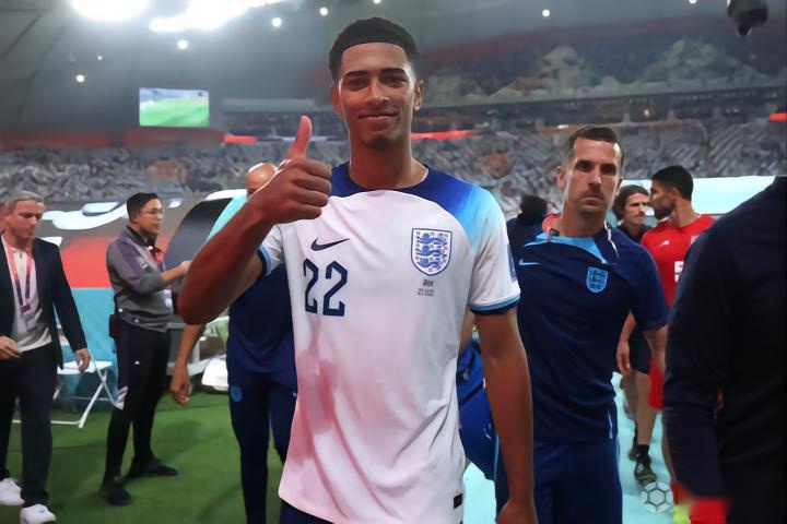 打造中甲银河战舰？深圳青年人总经理：还是让子弹再飞一会儿（中甲版银河战舰要起航？深圳青年人总经理：先等等，时间会给答案）