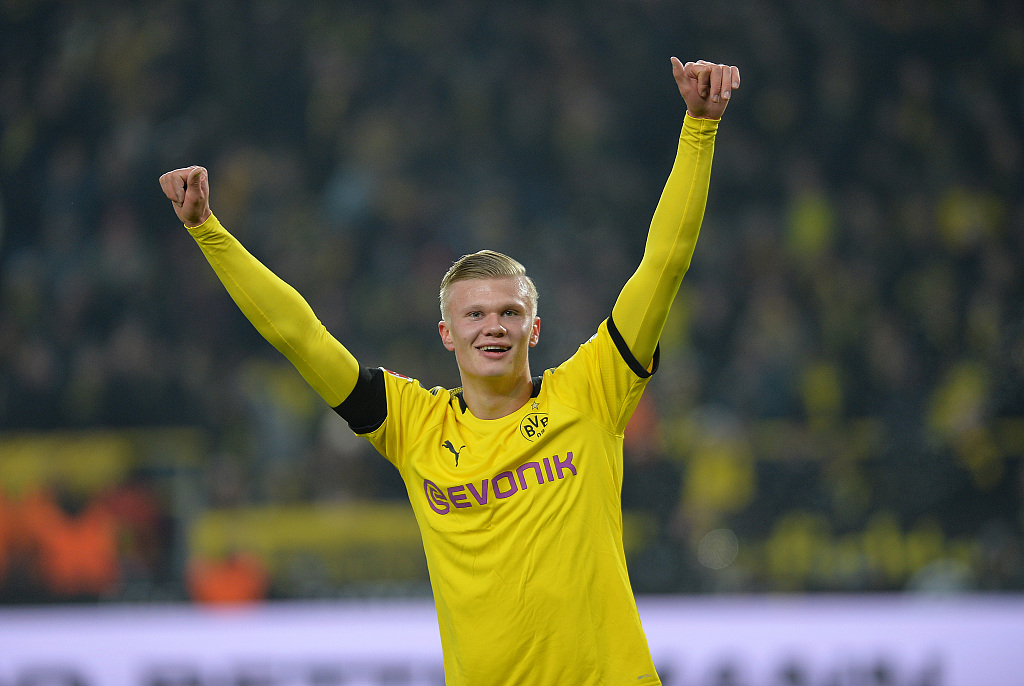 英超半场：福登开场闪击，格瓦迪奥尔破门，曼城2-0利兹联（英超半场战报：福登闪击、格瓦迪奥尔建功，曼城2-0领先利兹联）