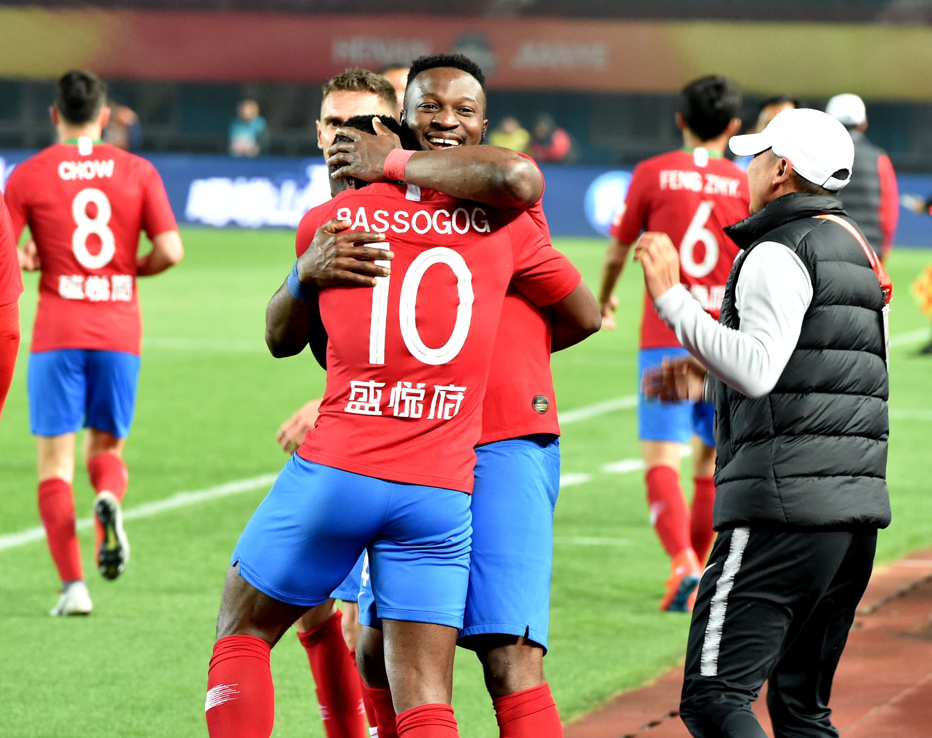 斯基拉：意足协主席提出联赛改革方案，减少意甲降级球队数量（斯基拉：意足协主席倡议联赛改革，拟减少意甲降级名额）